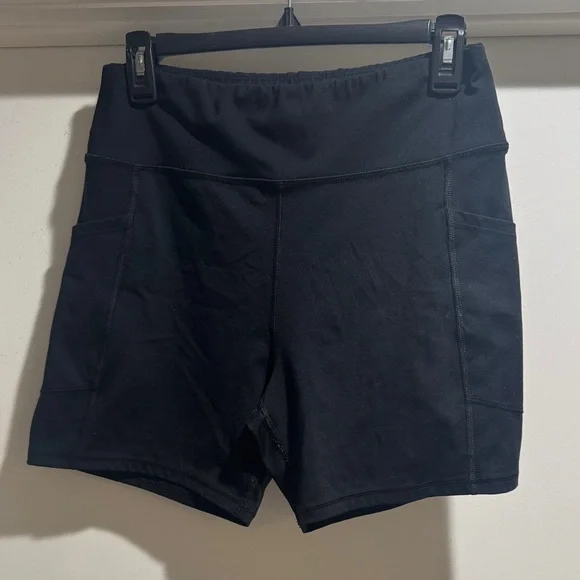 American Eagle Outfitters Black Bike Shorts - Picture 1 of 4